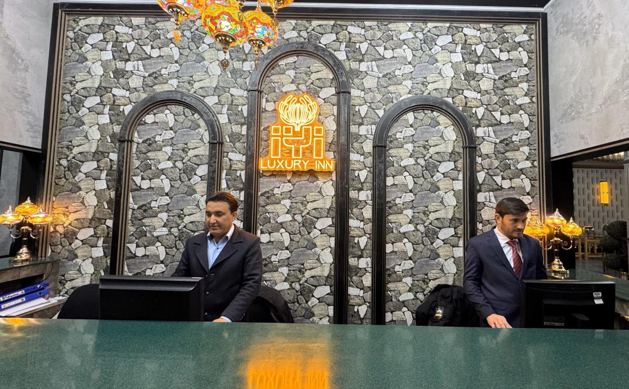 Iyi Luxury Inn Swat Saidu Sharif Luaran gambar