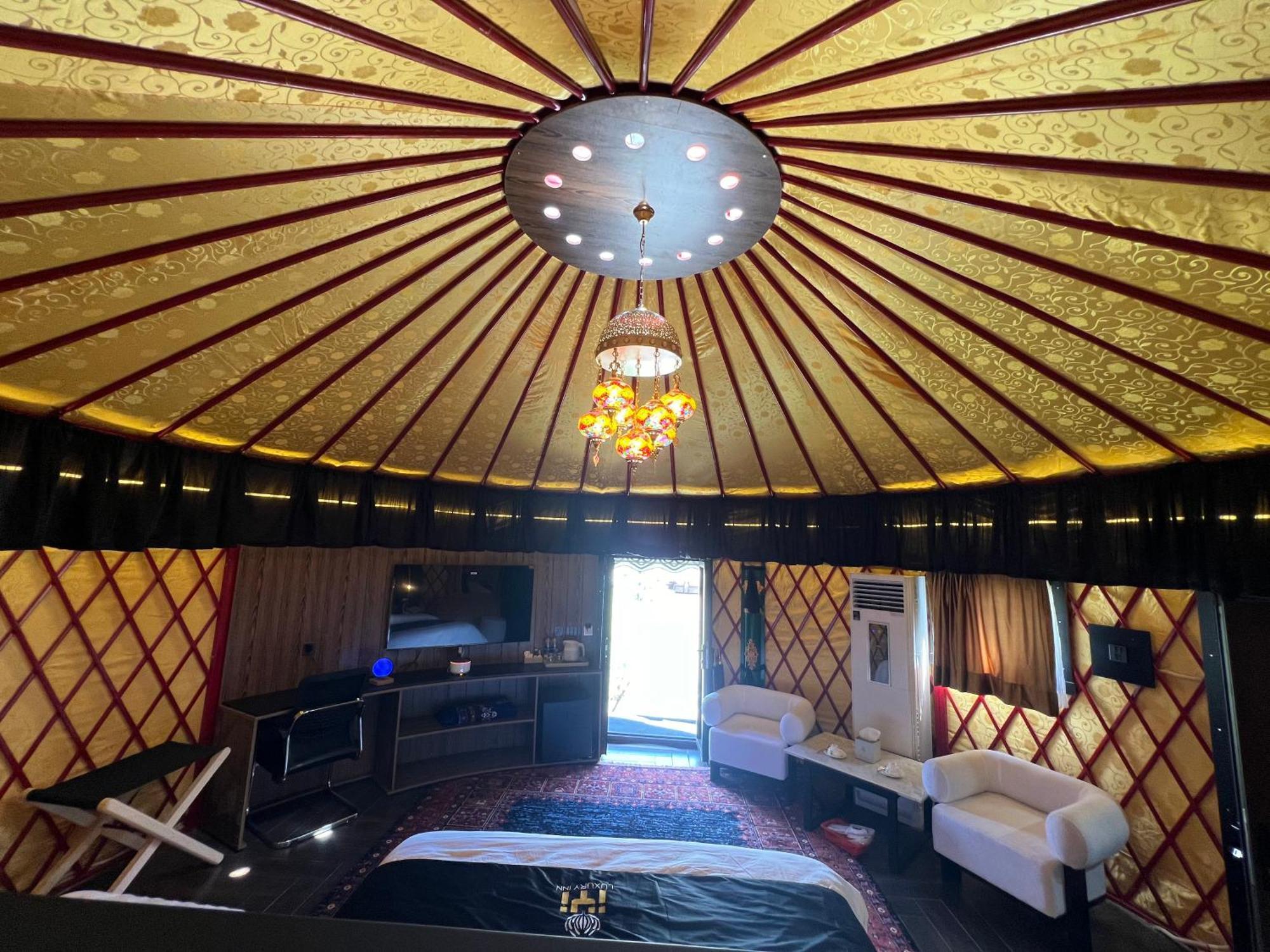 Iyi Luxury Inn Swat Saidu Sharif Luaran gambar
