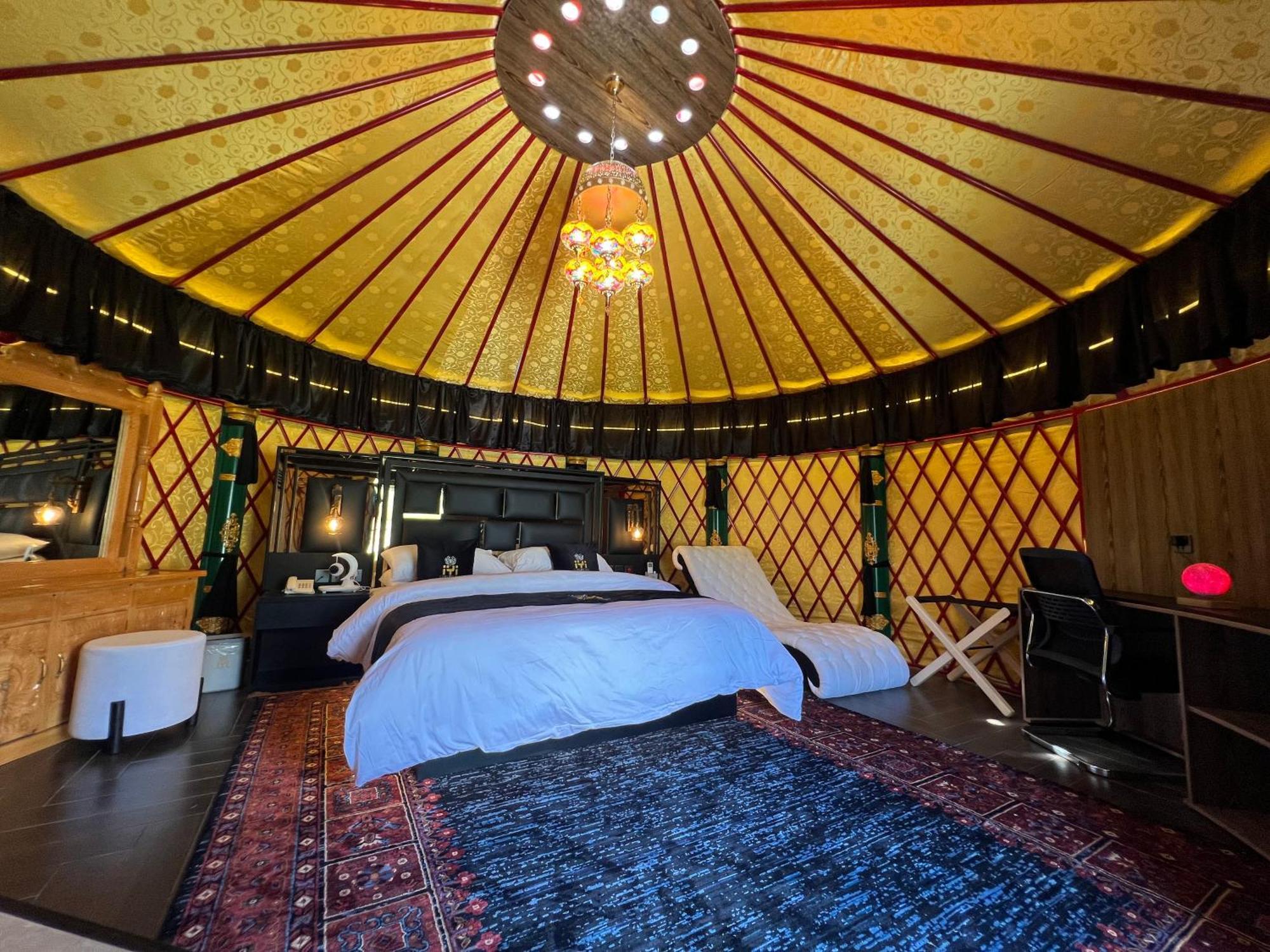 Iyi Luxury Inn Swat Saidu Sharif Luaran gambar