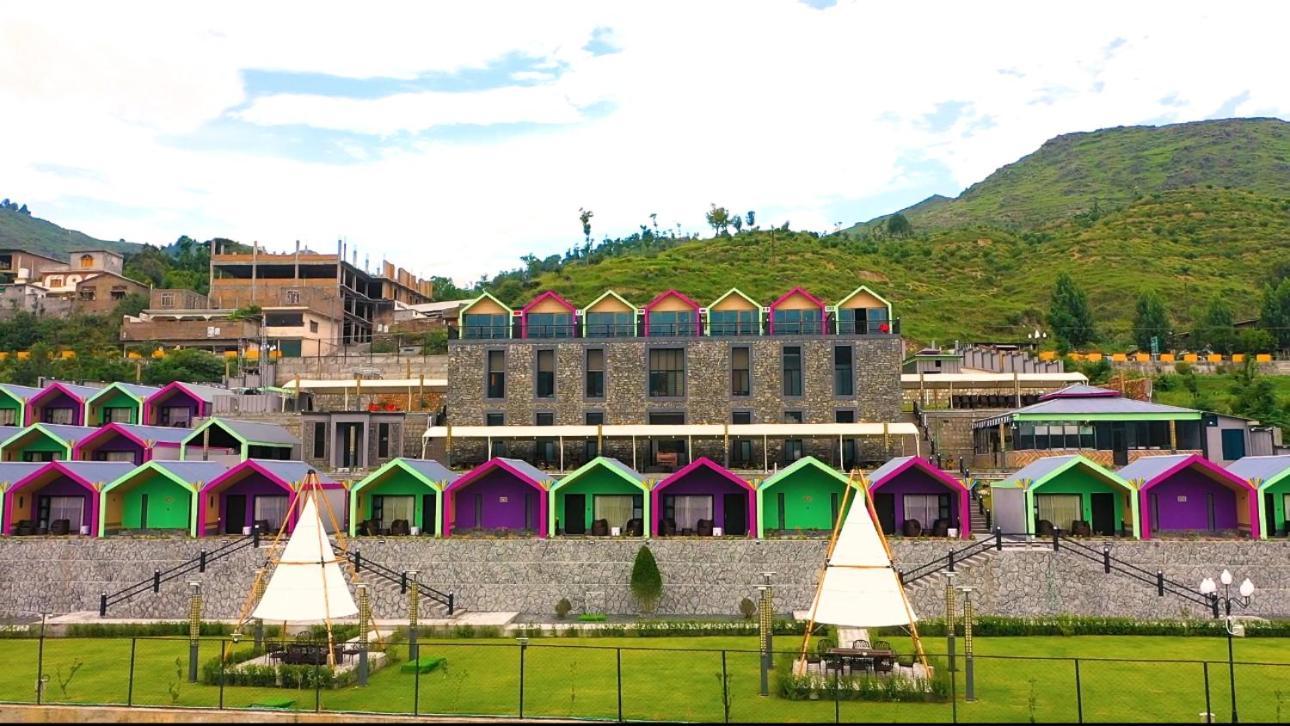 Iyi Luxury Inn Swat Saidu Sharif Luaran gambar
