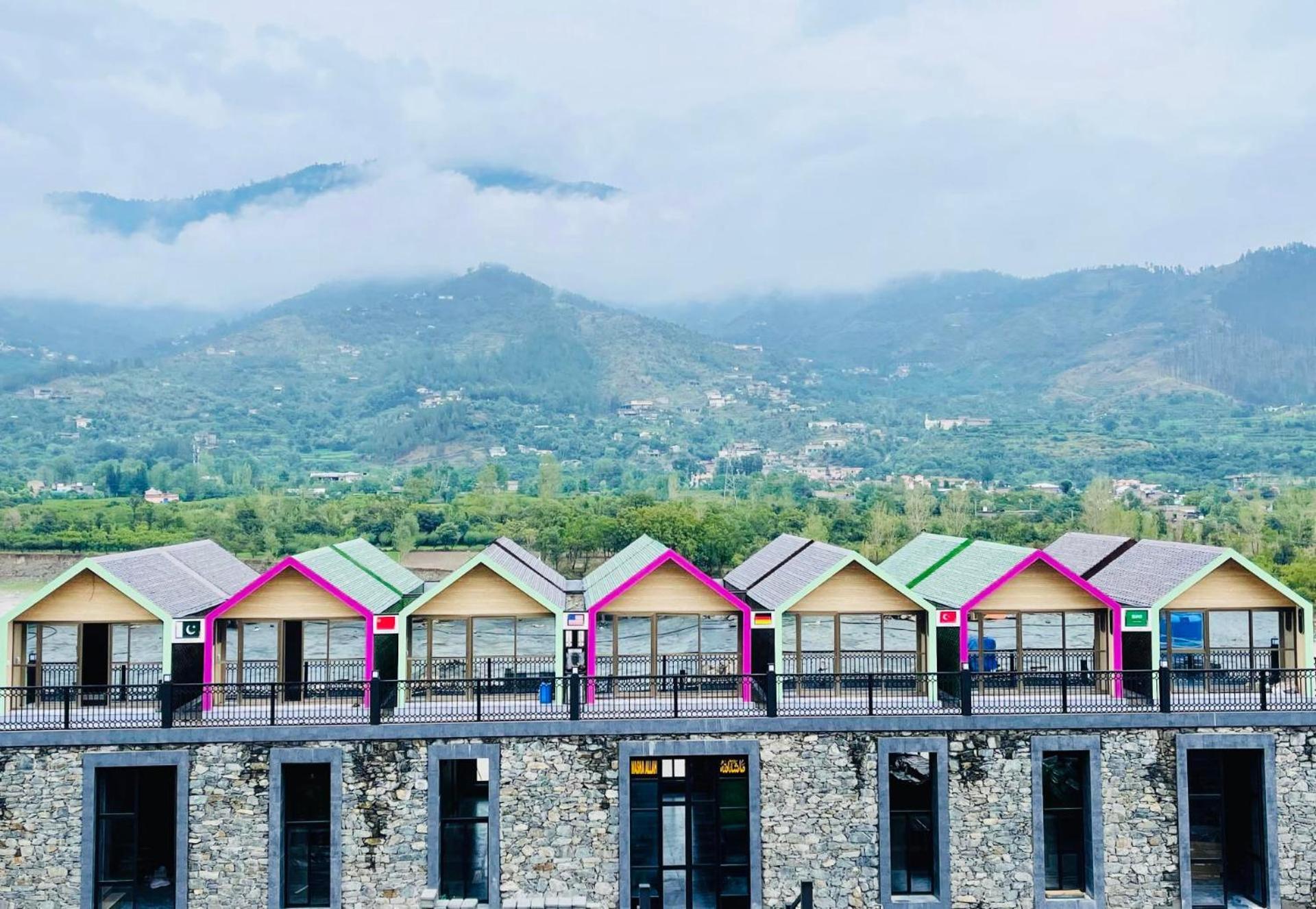 Iyi Luxury Inn Swat Saidu Sharif Luaran gambar